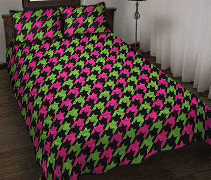 Pink And Green Houndstooth Pattern Print Quilt Bed Set