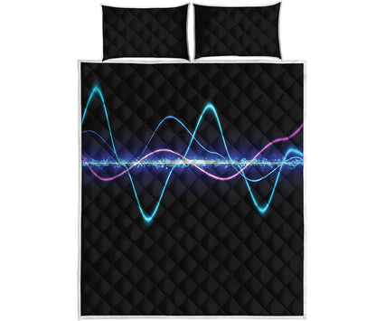 Pink And Teal Sound Wave Print Quilt Bed Set