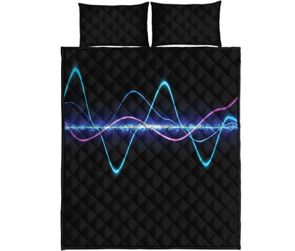 Pink And Teal Sound Wave Print Quilt Bed Set