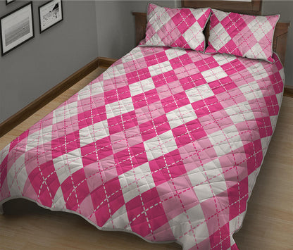 Pink And White Argyle Pattern Print Quilt Bed Set
