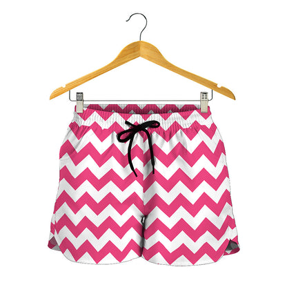 Pink And White Chevron Pattern Print Women's Shorts