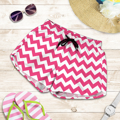 Pink And White Chevron Pattern Print Women's Shorts