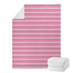 Pink And White Zigzag Pattern Print Blanket