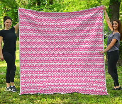 Pink And White Zigzag Pattern Print Quilt