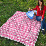 Pink And White Zigzag Pattern Print Quilt