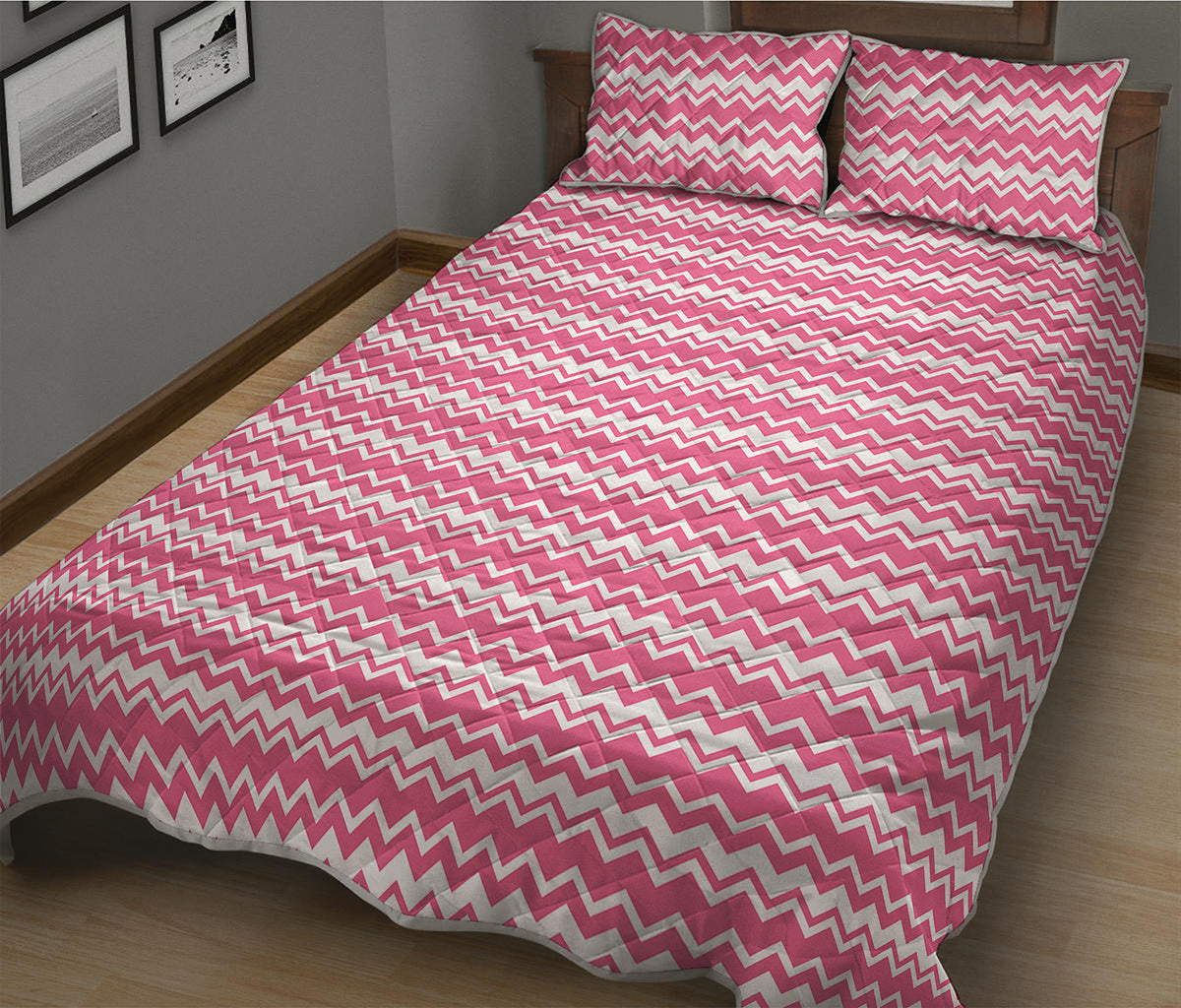 Pink And White Zigzag Pattern Print Quilt Bed Set