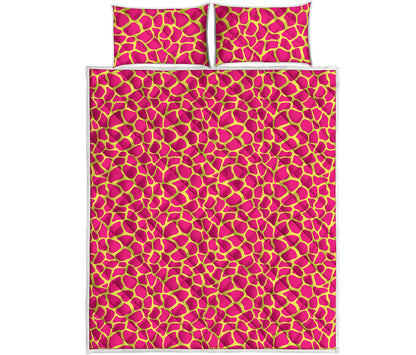 Pink And Yellow Giraffe Pattern Print Quilt Bed Set