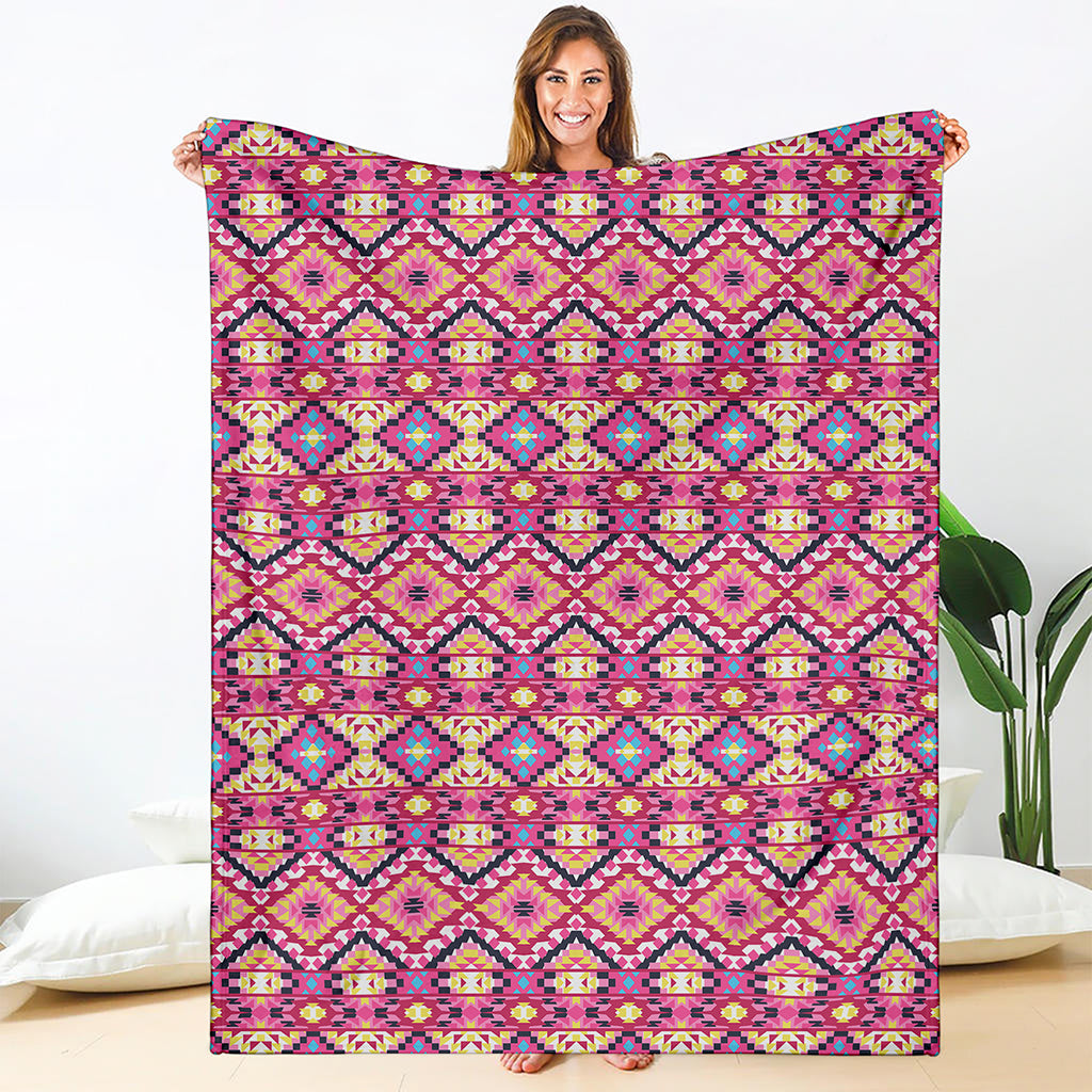 Pink Aztec Geometric Ethnic Pattern Print Blanket