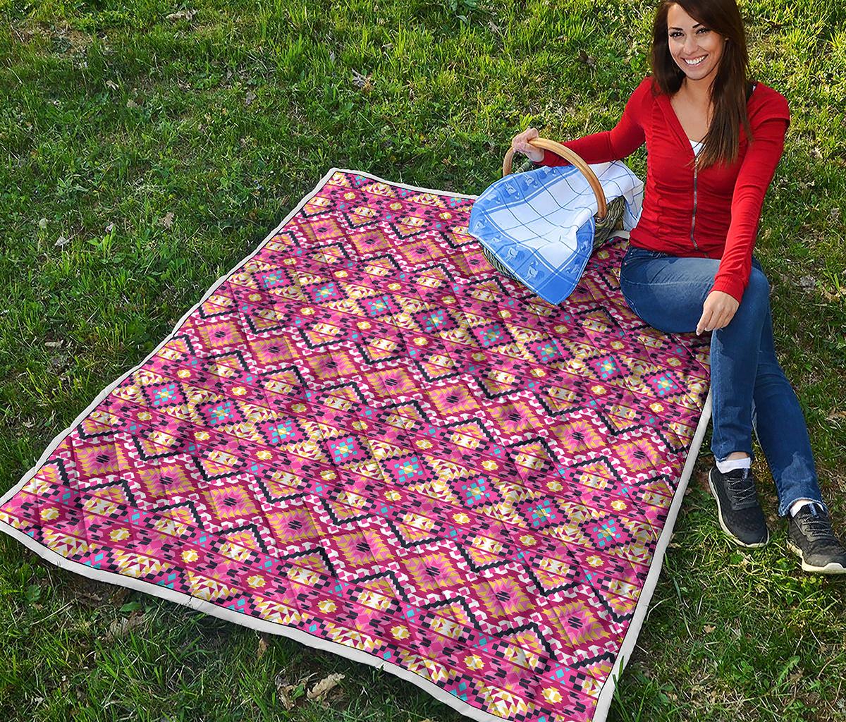 Pink Aztec Geometric Ethnic Pattern Print Quilt