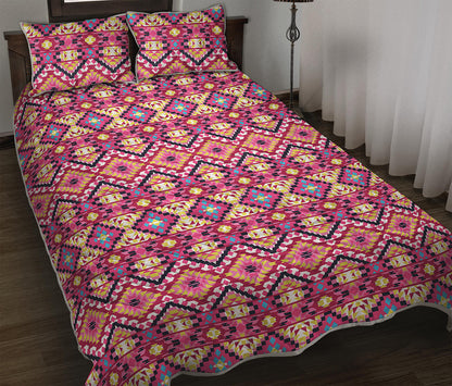 Pink Aztec Geometric Ethnic Pattern Print Quilt Bed Set