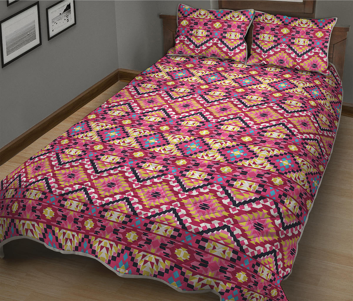 Pink Aztec Geometric Ethnic Pattern Print Quilt Bed Set