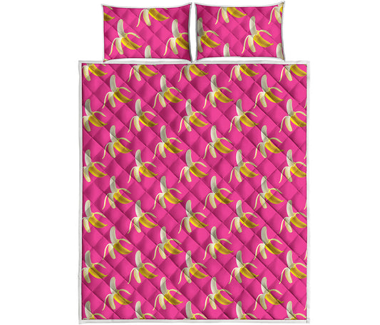 Pink Banana Pattern Print Quilt Bed Set