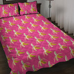 Pink Banana Pattern Print Quilt Bed Set