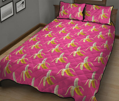 Pink Banana Pattern Print Quilt Bed Set