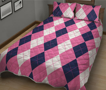 Pink Blue And White Argyle Pattern Print Quilt Bed Set