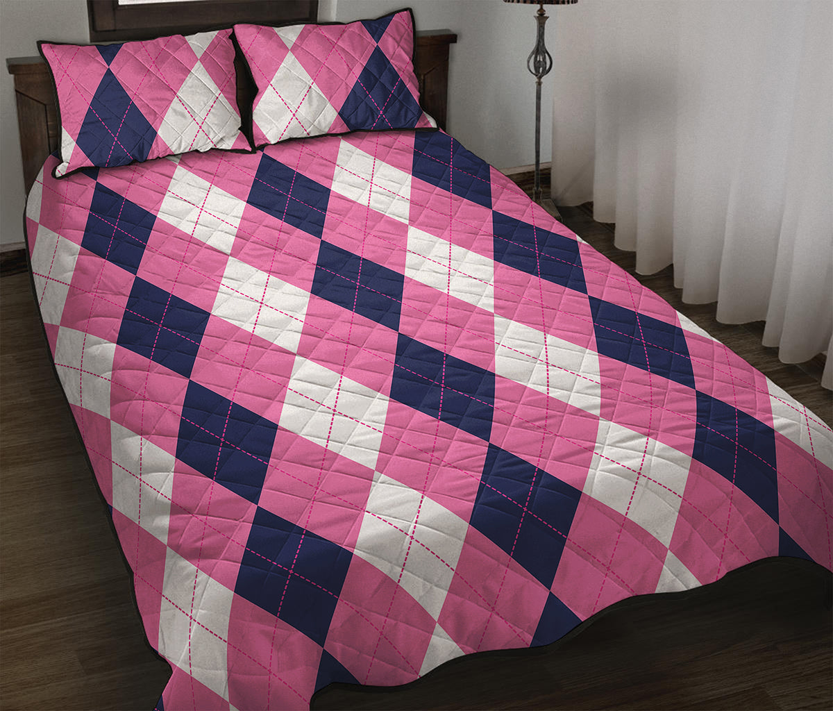 Pink Blue And White Argyle Pattern Print Quilt Bed Set