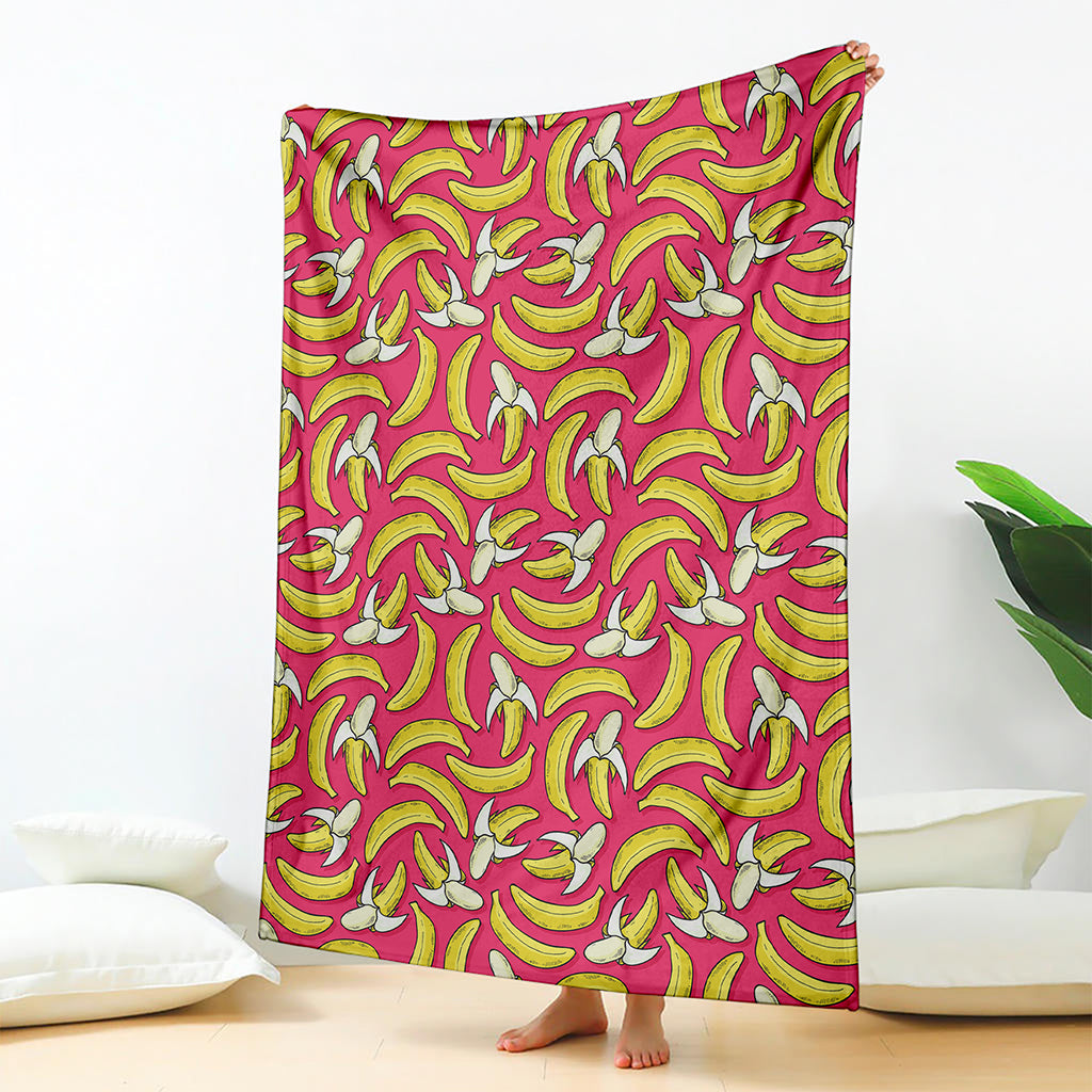 Pink Cartoon Banana Pattern Print Blanket