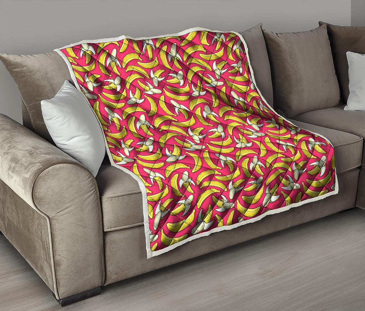 Pink Cartoon Banana Pattern Print Quilt