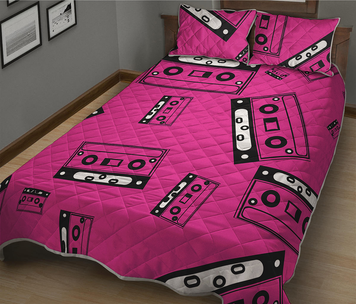 Pink Cassette Tape Pattern Print Quilt Bed Set