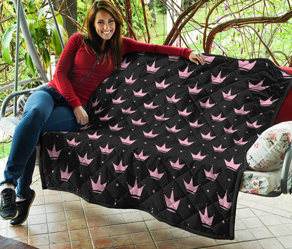 Pink Crown Pattern Print Quilt