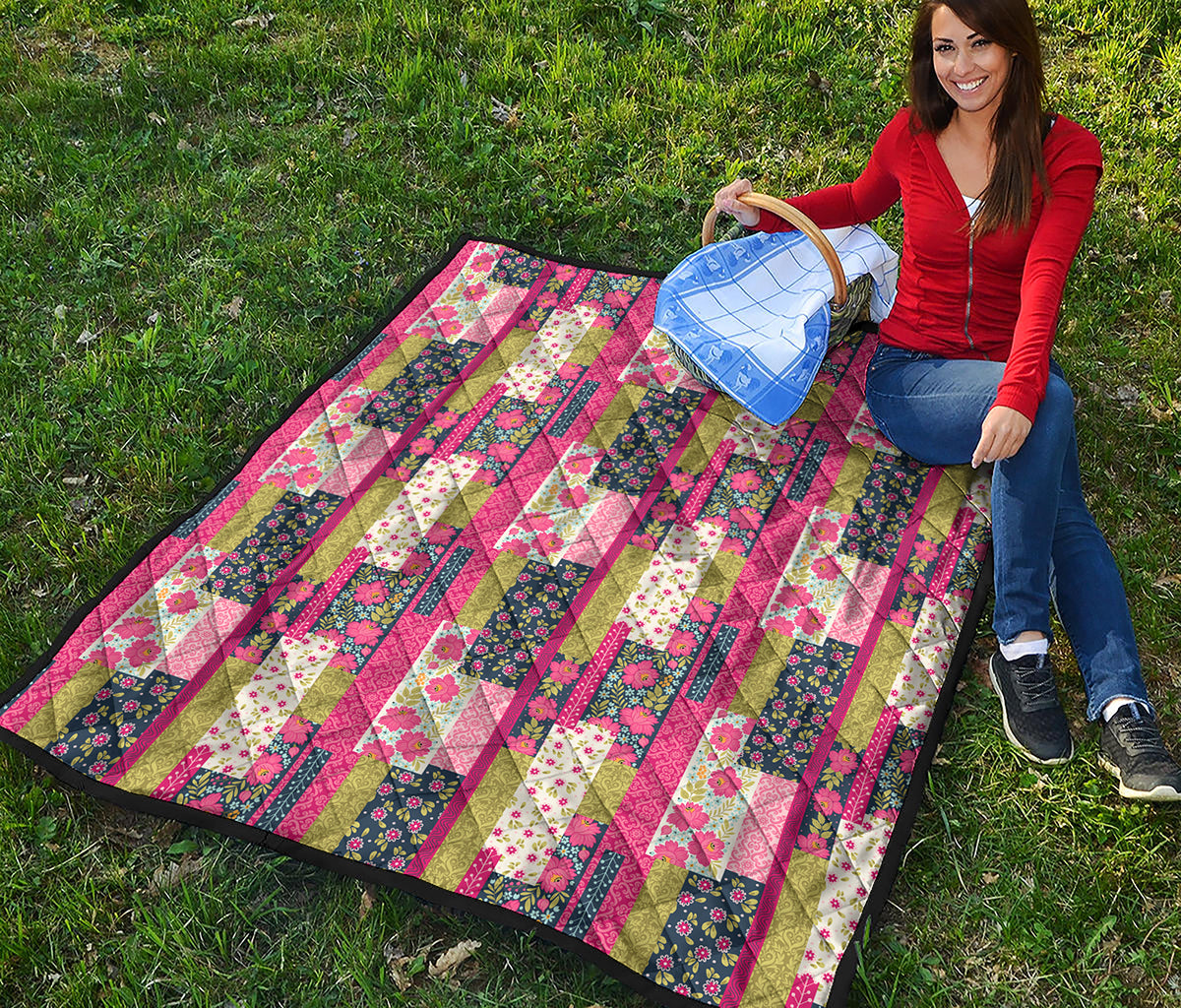 Pink Flower Patchwork Pattern Print Quilt