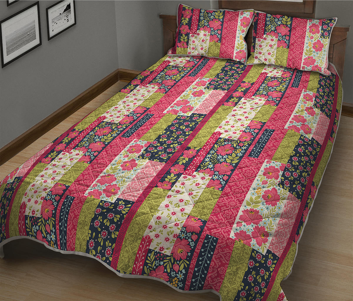 Pink Flower Patchwork Pattern Print Quilt Bed Set