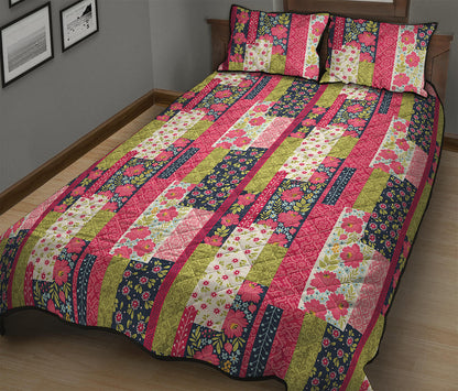 Pink Flower Patchwork Pattern Print Quilt Bed Set