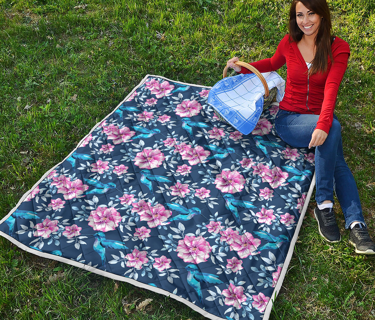 Pink Flowers And Hummingbird Print Quilt