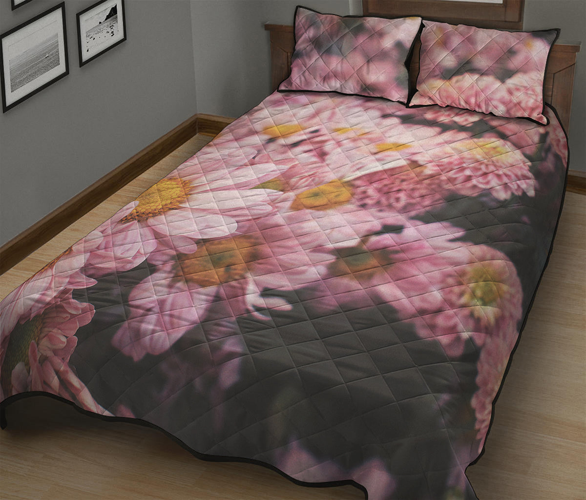 Pink Flowers Print Quilt Bed Set