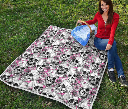 Pink Flowers Skull Pattern Print Quilt