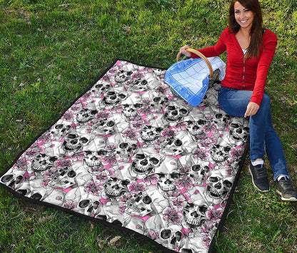 Pink Flowers Skull Pattern Print Quilt