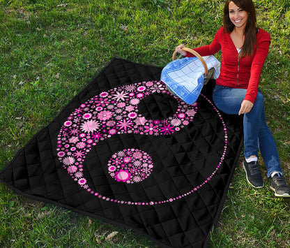 Pink Flowers Yin Yang Print Quilt
