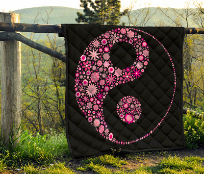 Pink Flowers Yin Yang Print Quilt