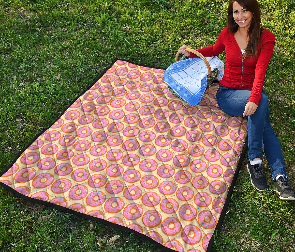 Pink Glazed Donut Pattern Print Quilt