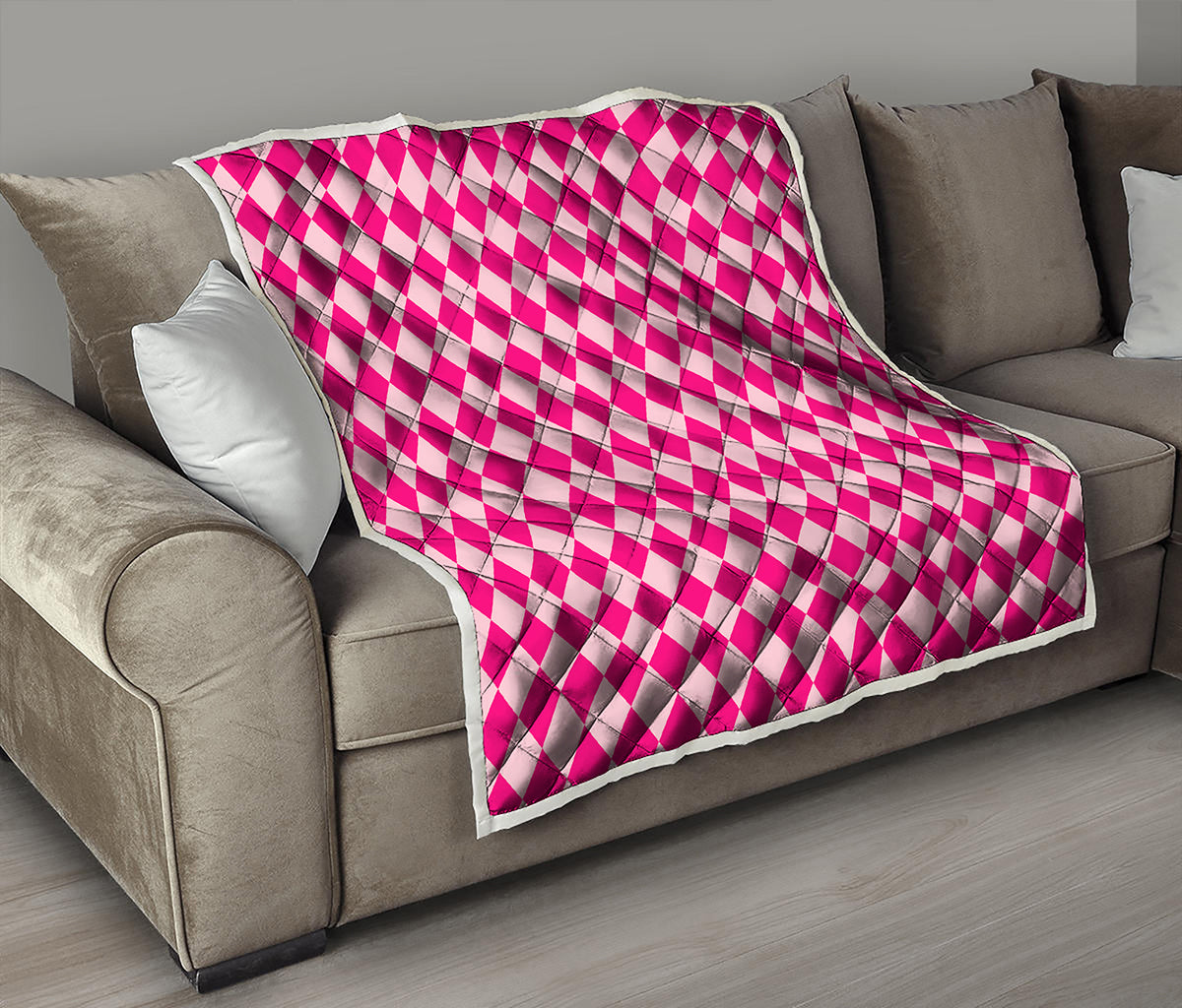 Pink Harlequin Pattern Print Quilt