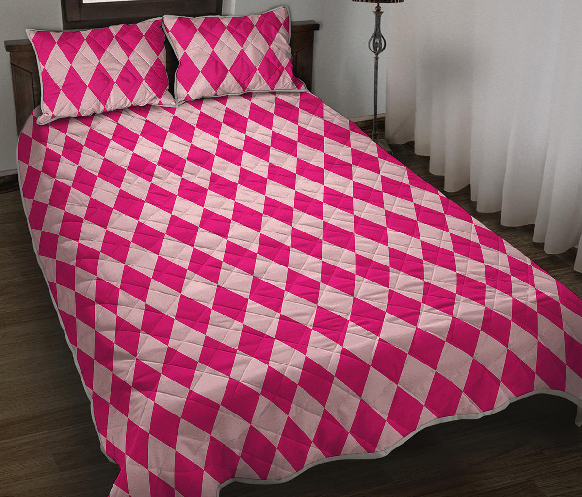 Pink Harlequin Pattern Print Quilt Bed Set