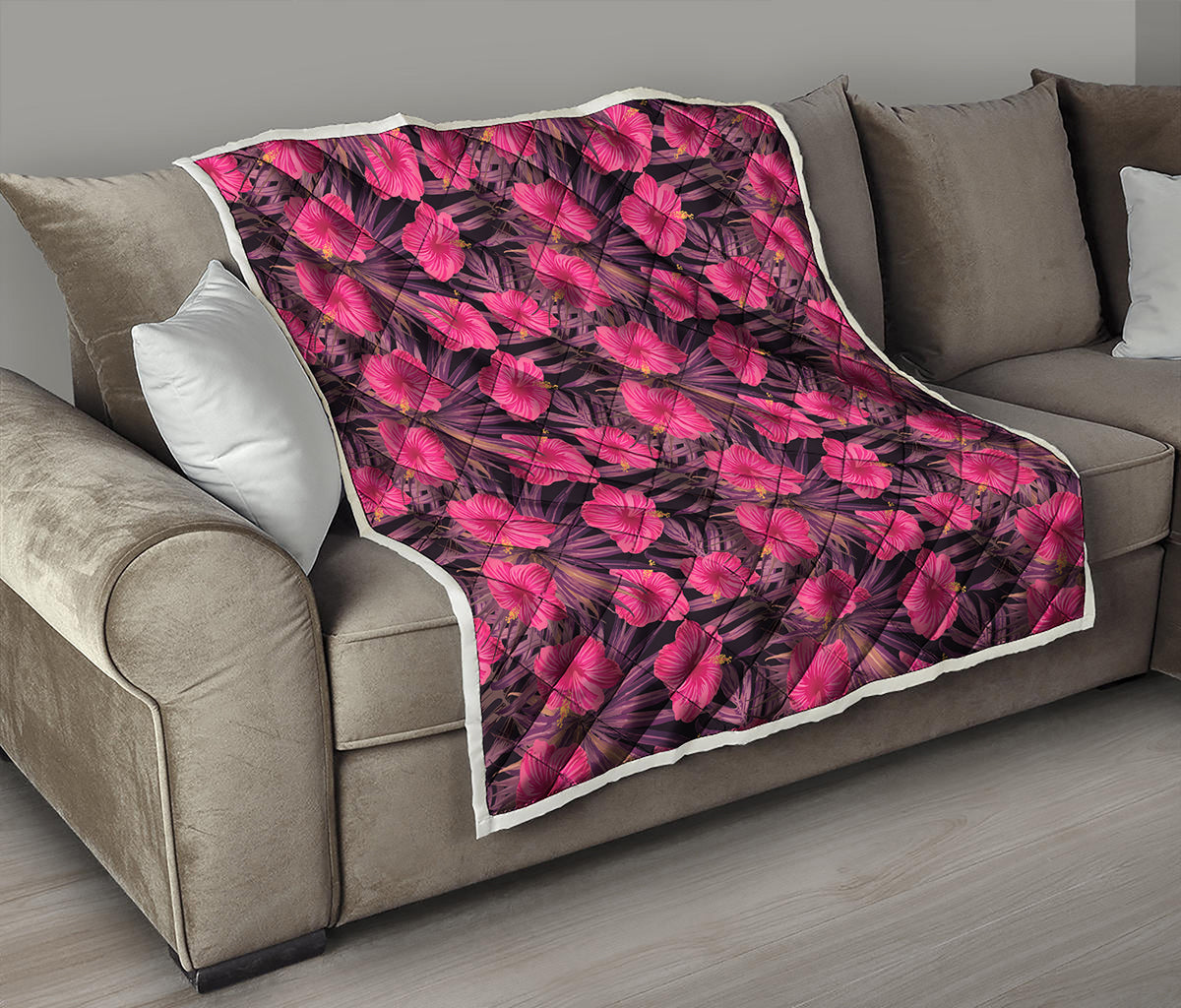 Pink Hawaiian Hibiscus Pattern Print Quilt