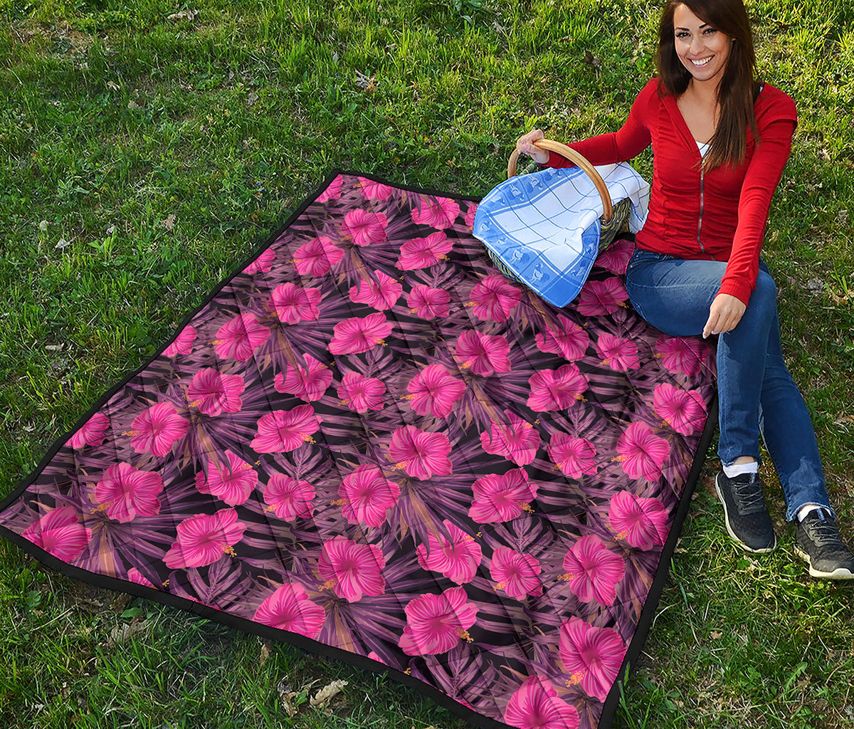 Pink Hawaiian Hibiscus Pattern Print Quilt