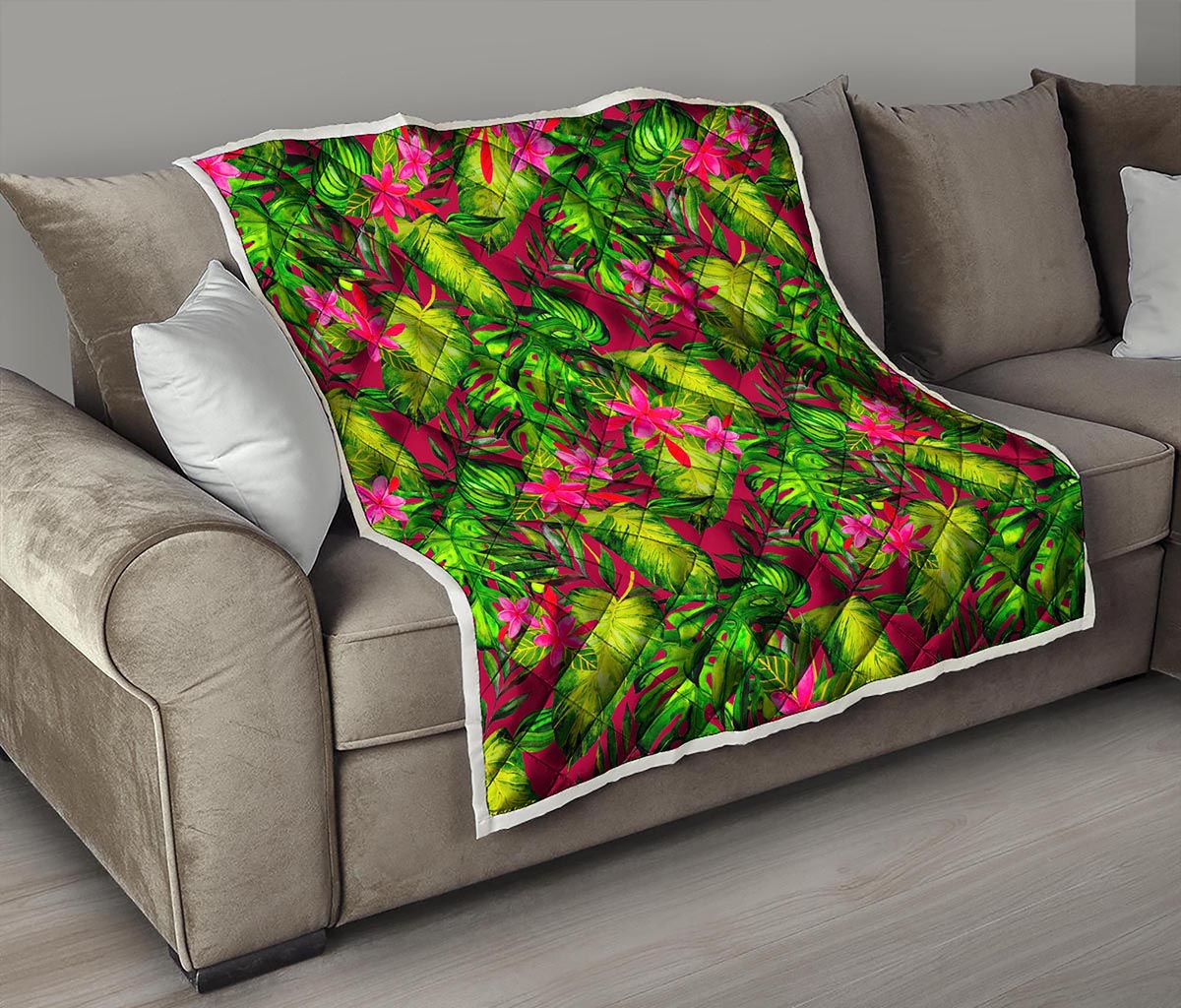 Pink Hawaiian Tropical Pattern Print Quilt