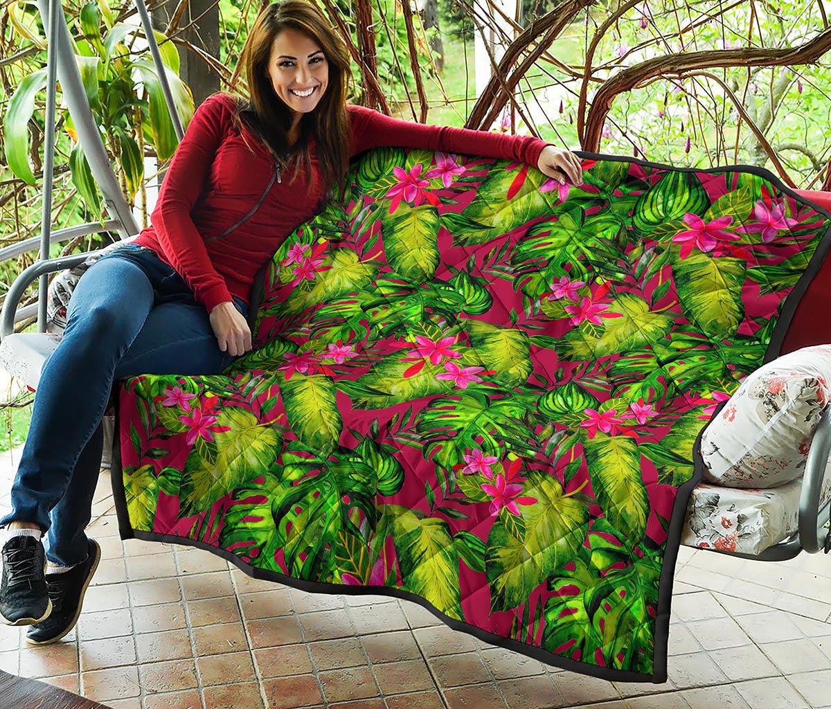 Pink Hawaiian Tropical Pattern Print Quilt