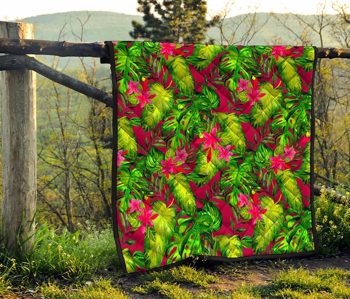 Pink Hawaiian Tropical Pattern Print Quilt