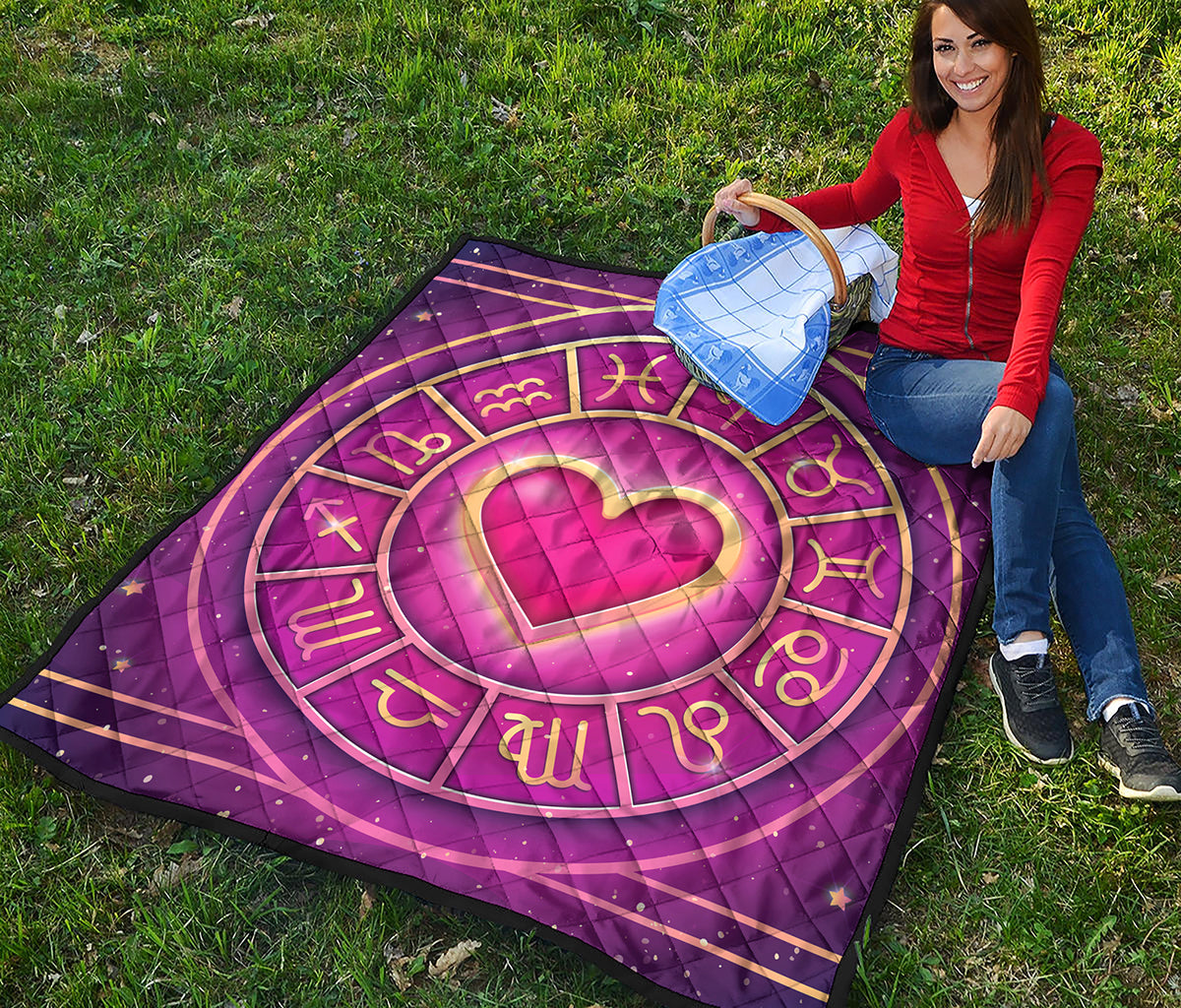 Pink Heart Zodiac Wheel Print Quilt