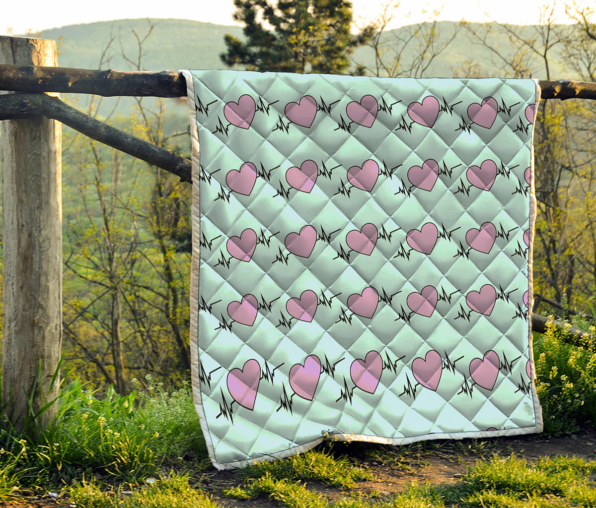 Pink Heartbeat Pattern Print Quilt