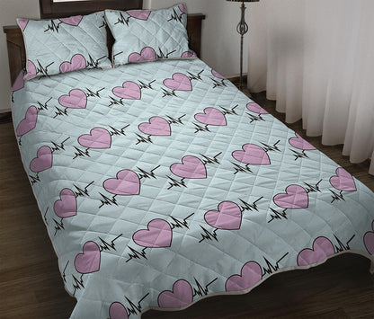 Pink Heartbeat Pattern Print Quilt Bed Set