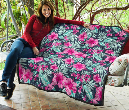 Pink Hibiscus Tropical Pattern Print Quilt