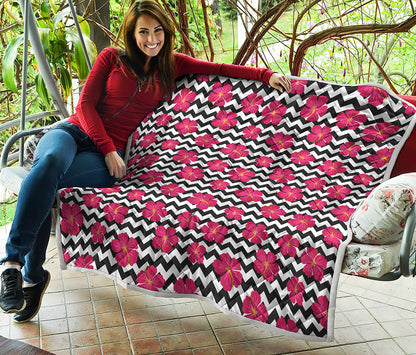 Pink Hibiscus Zigzag Pattern Print Quilt