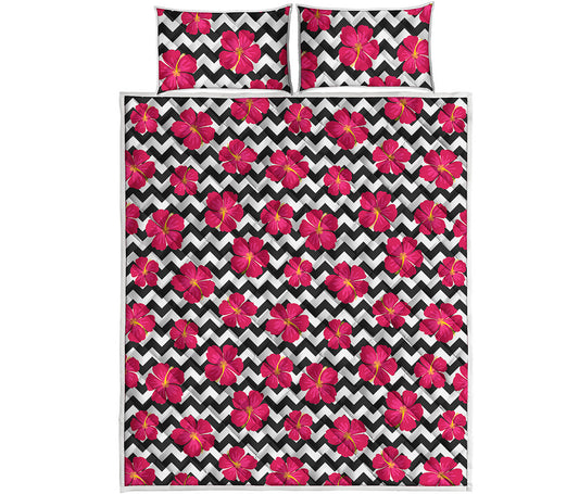 Pink Hibiscus Zigzag Pattern Print Quilt Bed Set