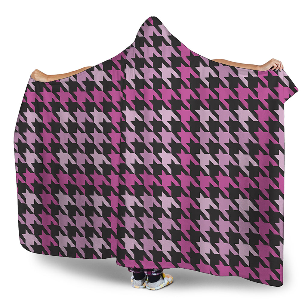 Pink Houndstooth Pattern Print Hooded Blanket