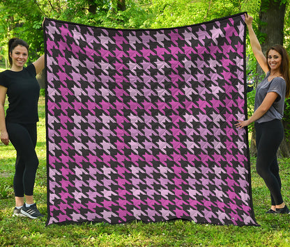 Pink Houndstooth Pattern Print Quilt