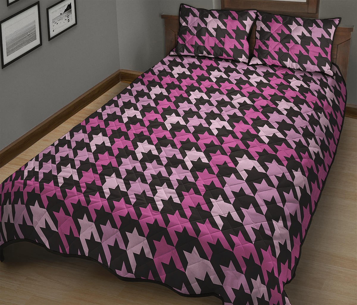Pink Houndstooth Pattern Print Quilt Bed Set